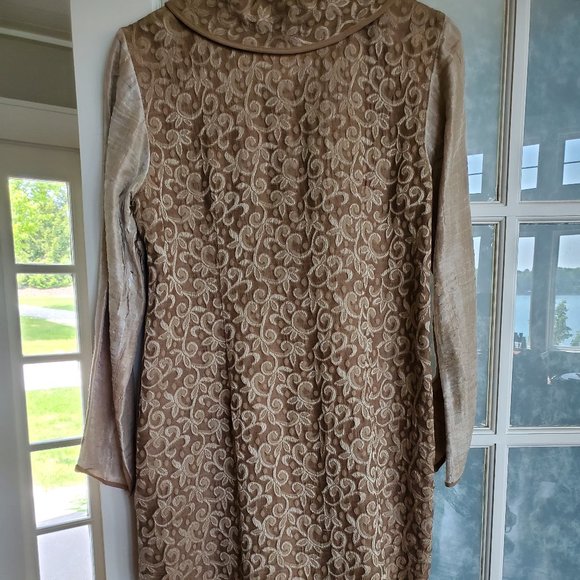 Vintage dress coat with Bakelite Buttons - Medium - Picture 4 of 7